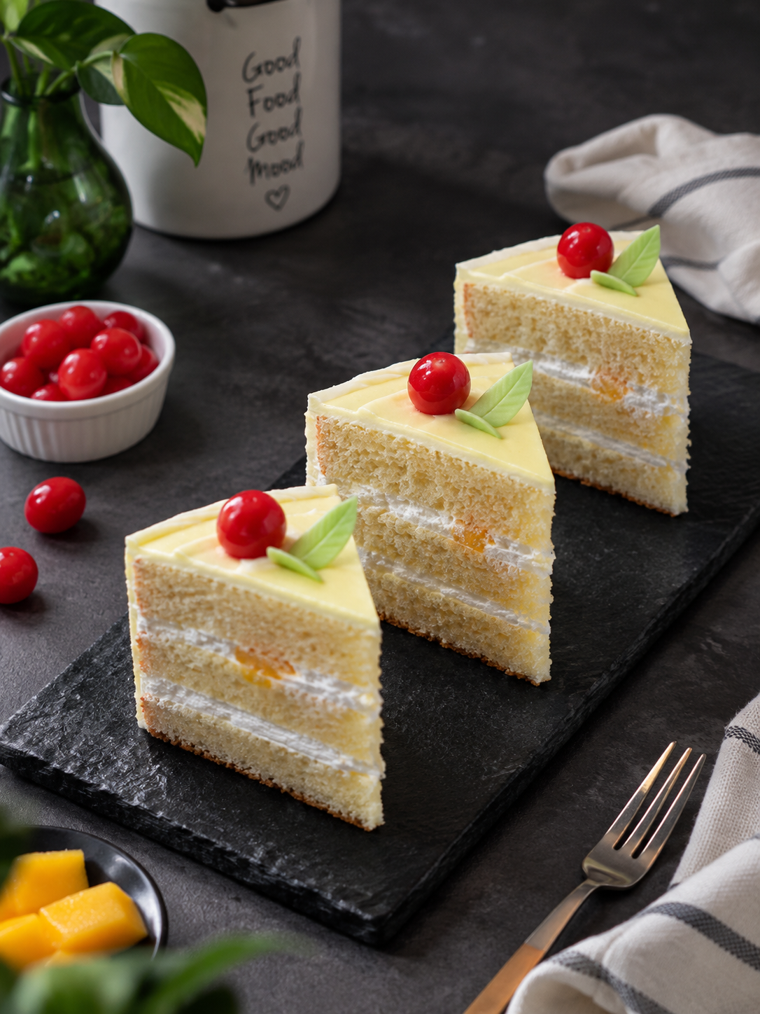 Classic Pineapple Pastry